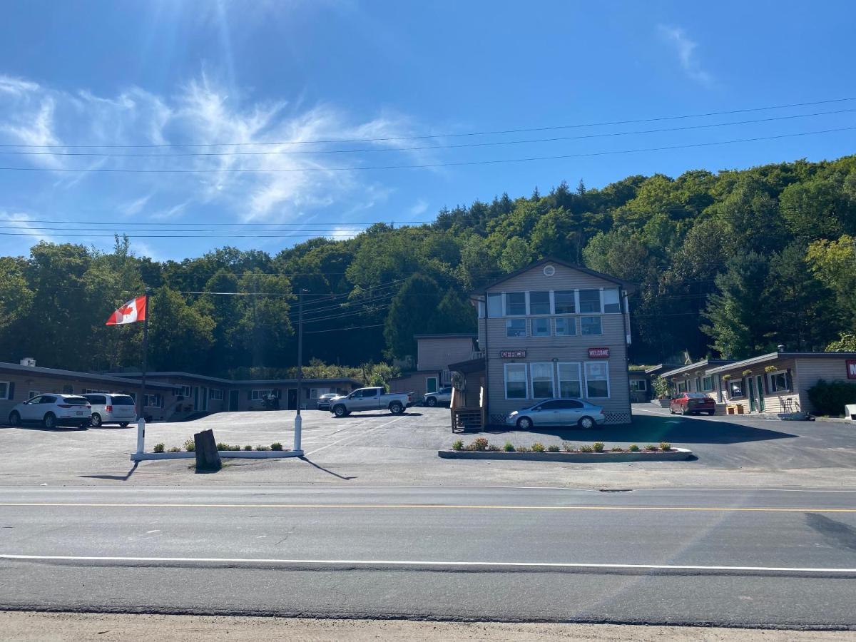Silver Maple Motel Haliburton Kültér fotó